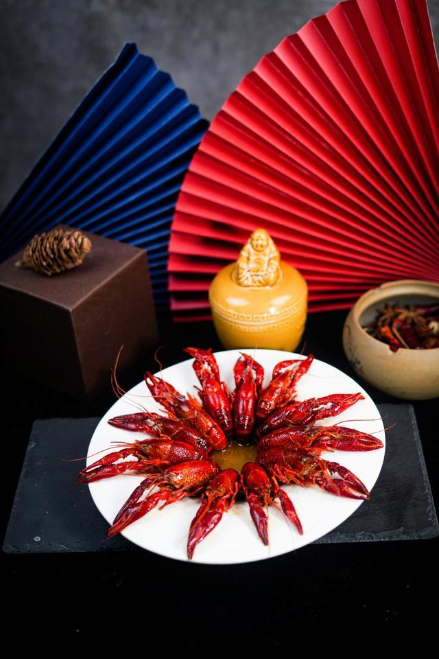 五店同開，初壹食午預煮餐食連鎖品牌強勢登陸成都，以硬件研發撬動餐飲新藍海